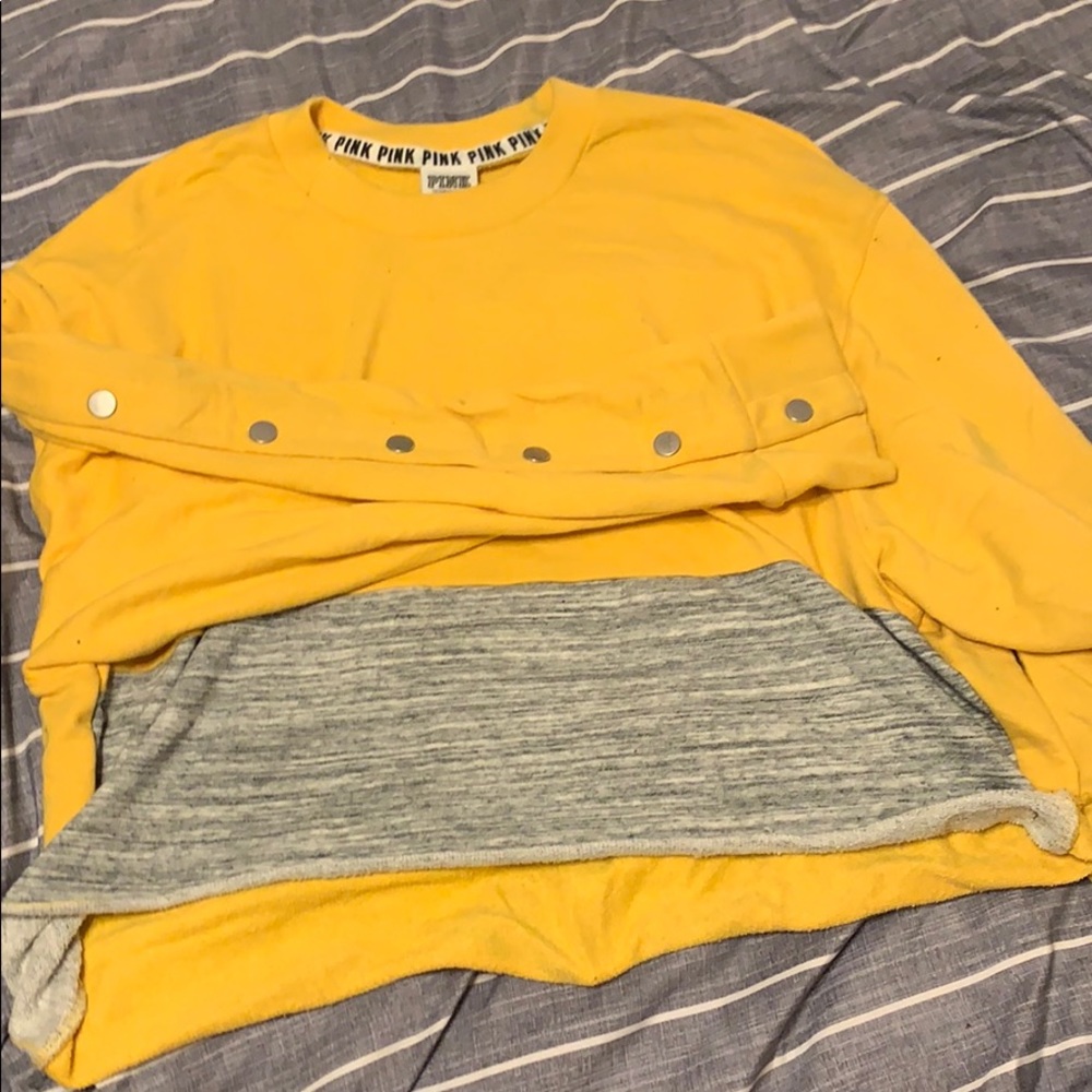 Pink crop sweatshirt